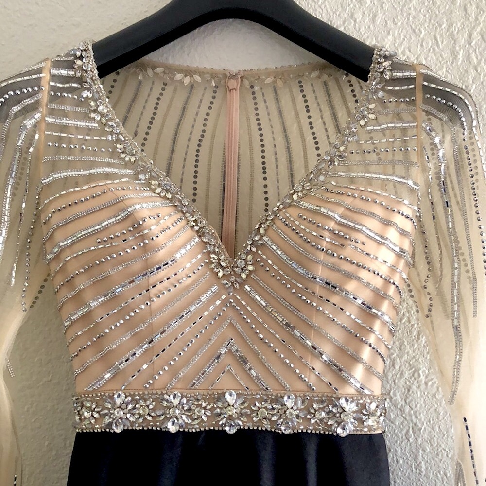 MAC DUGGAL ELEGANT GOWN LONG SLEEVE/NWT